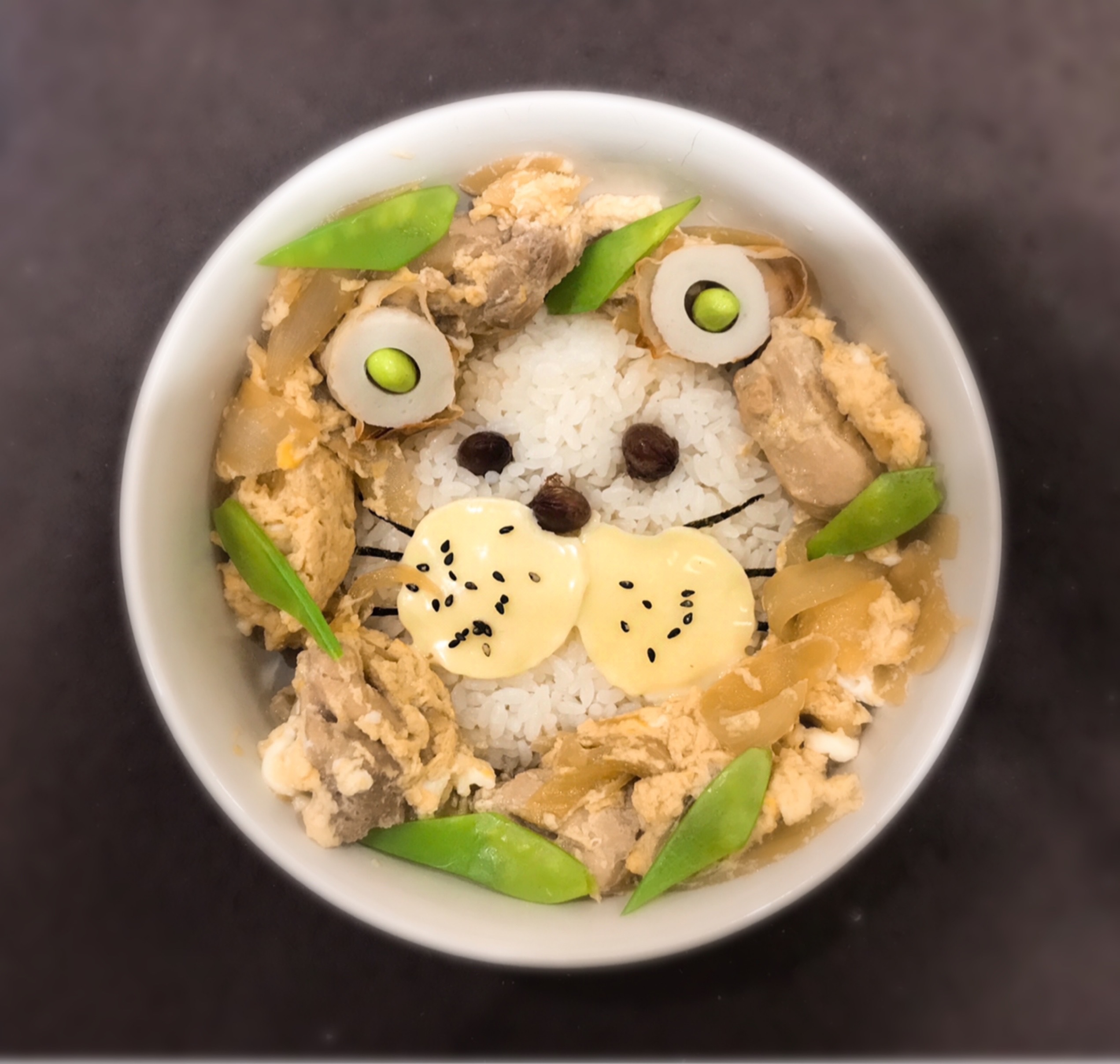 お子様ランチにいかが？ライオンの親子丼