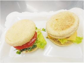 納豆チーズバーガー　納豆かき揚げバーガー